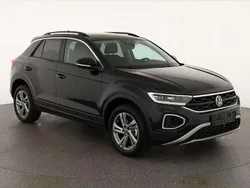 Deep black perleffekt Neu 2025 VW T-Roc Life SUV | 33.045 € (Guter Preis)