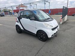 Weiß Gebraucht 2009 Smart ForTwo Coupé Coupé | 2.150 € (Guter Preis)