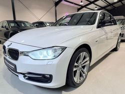Weiß Gebraucht 2013 BMW 318 Sport Line Limousine | 13.500 € (Fairer Preis)