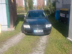 Schwarz Gebraucht 2003 Audi A6 Kombi | 1.999 €