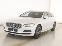 Crystal white / metallic Gebraucht 2023 Volvo V90 Plus Kombi | 42.900 € (Guter Preis)
