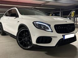 Weiß Gebraucht 2019 Mercedes GLA45 AMG AMG SUV | 33.500 € (Fairer Preis)