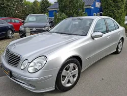 Silber Gebraucht 2004 Mercedes E200 Limousine | 5.990 € (Teuer)