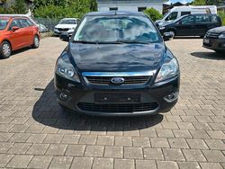 Schwarz Gebraucht 2009 Ford Focus Coupé | 2.690 € (Guter Preis)