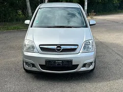 Silber Gebraucht 2006 Opel Meriva Edition Van / Kleinbus | 2.699 € (Fairer Preis)
