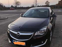 Schwarz Gebraucht 2016 Opel Insignia Business Limousine | 9.100 € (Fairer Preis)