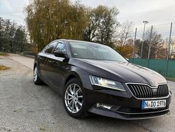Braun Gebraucht 2016 Skoda Superb LAURIN & KLEMENT Limousine | 17.300 € (Fairer Preis)