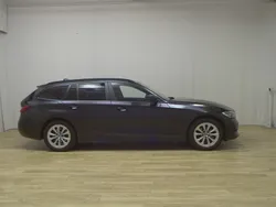 Schwarz Gebraucht 2022 BMW 320 Advantage Kombi | 24.980 € (Guter Preis)