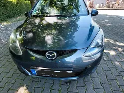 Grau Gebraucht 2008 Mazda 2 Kleinwagen | 1.600 €