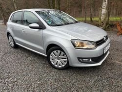 Silber Gebraucht 2013 VW Polo Team Limousine | 7.999 € (Fairer Preis)