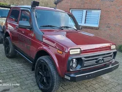 Rot Gebraucht 2022 Lada niva SUV | 24.990 €