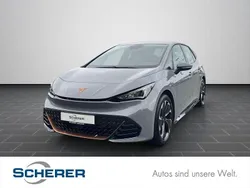 Grau Gebraucht 2022 Cupra Born Kleinwagen | 24.680 € (Fairer Preis)