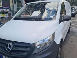 Weiß Gebraucht 2015 Mercedes Vito Van / Kleinbus | 9.500 €