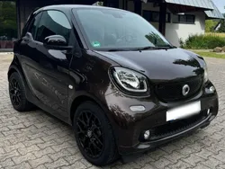 Braun Gebraucht 2019 Smart ForTwo Coupé Coupé | 16.750 €