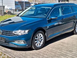 Blau Gebraucht 2021 VW Passat Business Kombi | 17.550 € (Fairer Preis)
