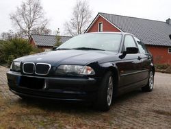 Blau Gebraucht 2000 BMW 316 Limousine | 3.900 € (Teuer)