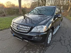 Schwarz Gebraucht 2006 Mercedes ML350 SUV | 7.499 € (Superpreis)