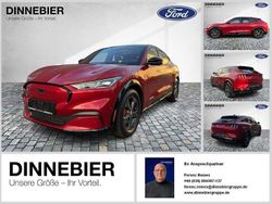 Rot (metallic) Gebraucht 2022 Ford Mustang Mach-E SUV | 35.980 € (Guter Preis)