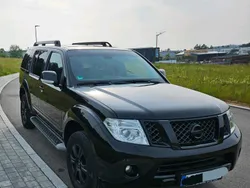 Schwarz Gebraucht 2014 Nissan Pathfinder SUV | 19.999 € (Fairer Preis)