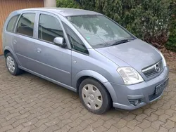 Grau Gebraucht 2006 Opel Meriva Van / Kleinbus | 1.290 € (Superpreis)