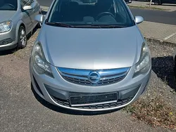 Silber Gebraucht 2014 Opel Corsa Coupé | 3.200 € (Fairer Preis)