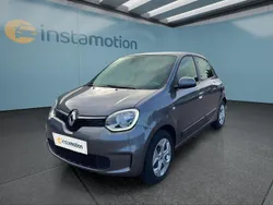 Grau Gebraucht 2021 Renault Twingo SE Kleinwagen | 12.299 € (Etwas zu teuer)