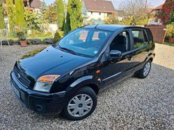 Schwarz Gebraucht 2010 Ford Fusion Kombi | 3.150 €