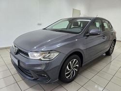 Rauchgrau Gebraucht 2021 VW Polo Life Kleinwagen | 14.990 € (Fairer Preis)
