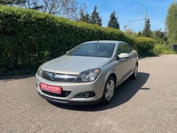 Silber Gebraucht 2006 Opel Astra Cabriolet Edition Cabrio | 3.199 € (Fairer Preis)