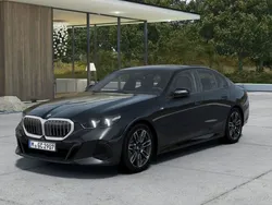 Grau Neu 2025 BMW 540 M Sport Limousine | 59.699 €