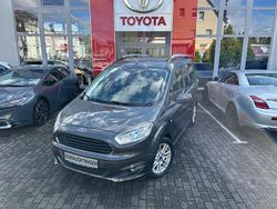 Grau Gebraucht 2018 Ford Tourneo Courier Titanium Van / Kleinbus | 12.300 € (Fairer Preis)