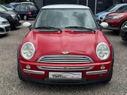 Rot Gebraucht 2003 Mini Cooper Kleinwagen | 2.900 € (Etwas zu teuer)