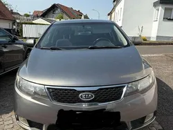 Gebraucht 2013 Kia Cerato Limousine | 5.700 €