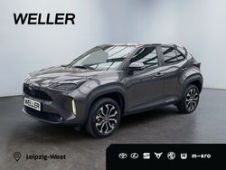 Grau Gebraucht 2022 Toyota Yaris Cross Team SUV | 24.990 € (Guter Preis)