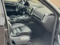 Schwarz Gebraucht 2015 Porsche Cayenne SUV | 33.660 € (Etwas zu teuer)
