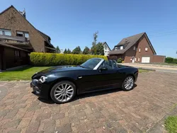Schwarz Gebraucht 2018 Fiat 124 Spider Lusso Cabrio | 19.600 € (Fairer Preis)
