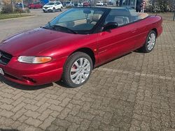 Rot Gebraucht 1997 Chrysler Stratus Cabrio | 4.250 €