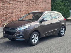 Braun Gebraucht 2010 Hyundai Tucson SUV | 8.998 € (Etwas zu teuer)