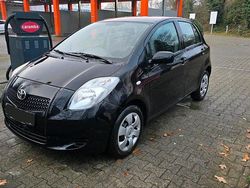 Schwarz Gebraucht 2006 Toyota Yaris Kleinwagen | 3.100 € (Fairer Preis)