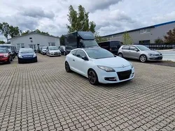 Weiß Gebraucht 2012 Renault Mégane GT Line Trophy Coupé | 6.150 € (Etwas zu teuer)