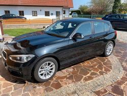Schwarz Gebraucht 2017 BMW 116 Sport Line Kleinwagen | 14.000 € (Teuer)