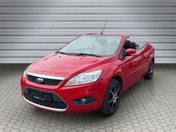 Rot Gebraucht 2010 Ford Focus Cabriolet Cabrio | 4.500 € (Guter Preis)