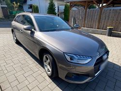 Grau Gebraucht 2020 Audi A4 Kombi | 23.000 €