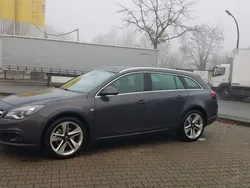 Grau Gebraucht 2014 Opel Insignia Kombi | 11.700 € (Etwas zu teuer)