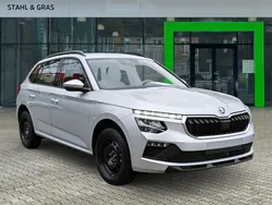 Silber Neu 2024 Skoda Kamiq Essence SUV | 25.990 € (Fairer Preis)
