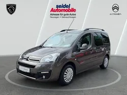 Braun Gebraucht 2017 Citroën Berlingo Shine Van / Kleinbus | 15.985 € (Teuer)