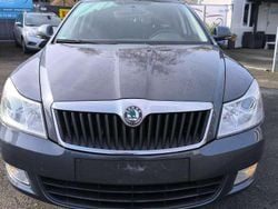 Anthracitegrau metallic Gebraucht 2009 Skoda Octavia Ambiente Limousine | 3.300 € (Superpreis)