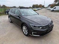 Weiß Gebraucht 2017 VW Passat GTE Kombi | 13.990 € (Superpreis)