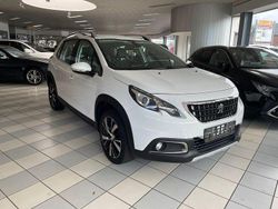 Weiß Gebraucht 2017 Peugeot 2008 Allure SUV | 9.800 € (Guter Preis)