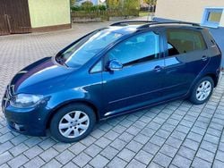 Blau Gebraucht 2010 VW Golf Plus Cross Team Van / Kleinbus | 2.200 € (Superpreis)